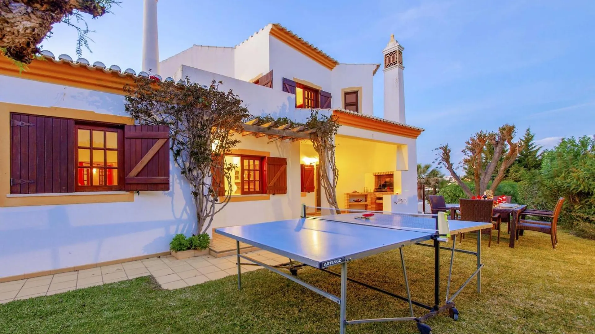 Villa Fenced Property Albufeira
