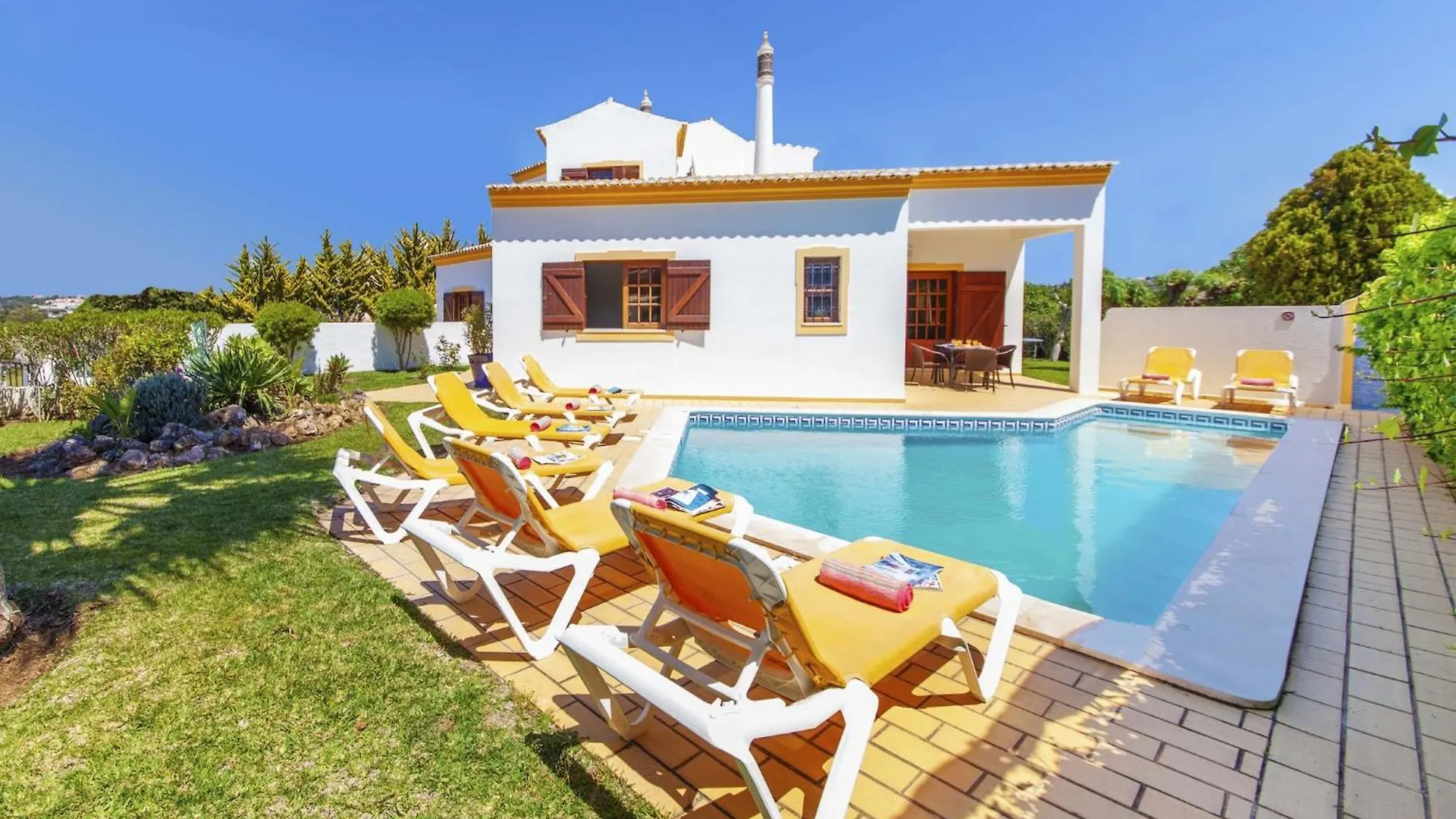 Villa Fenced Property Albufeira 0*,  Portugal