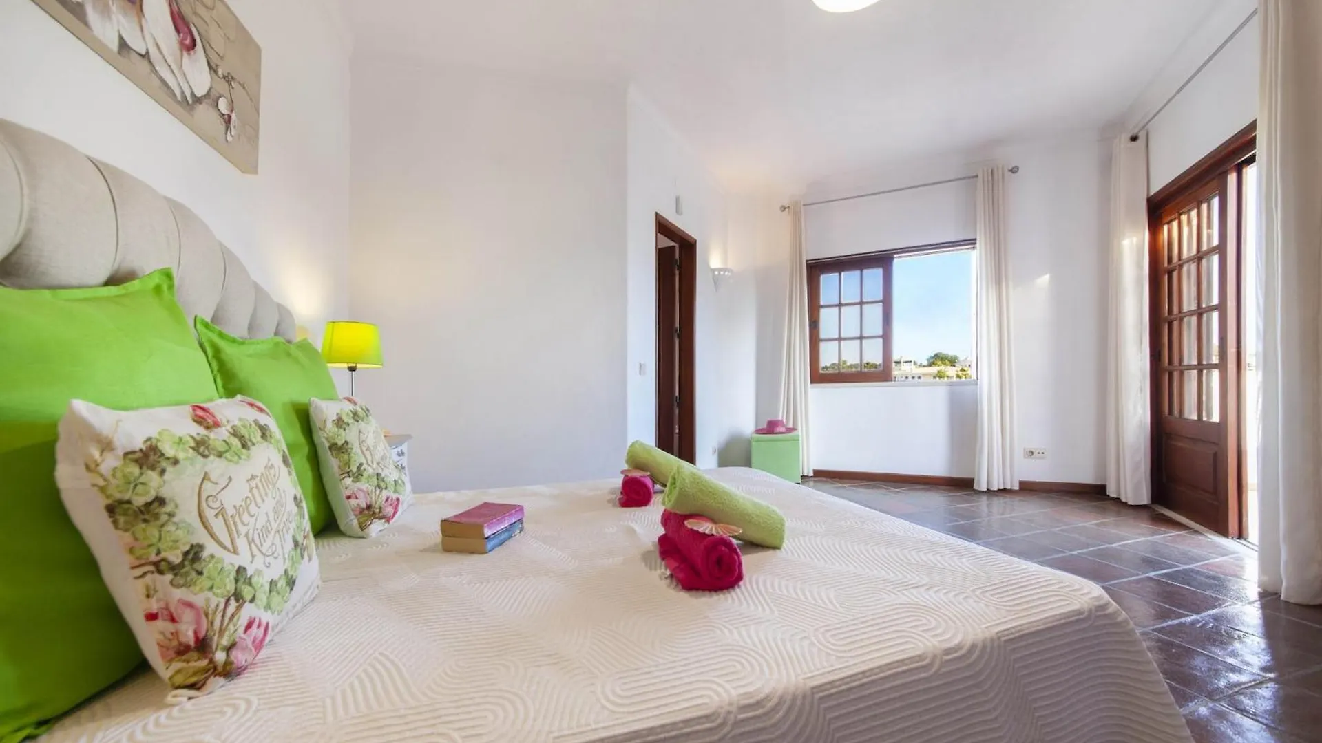 Villa Fenced Property Albufeira