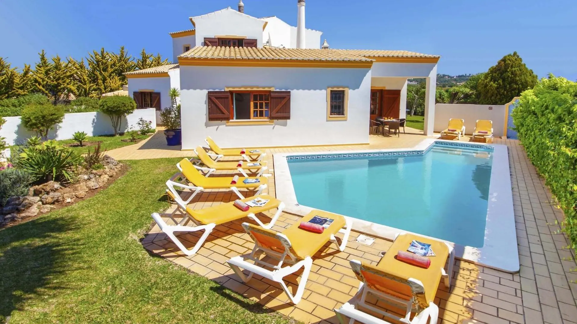 Villa Fenced Property Albufeira