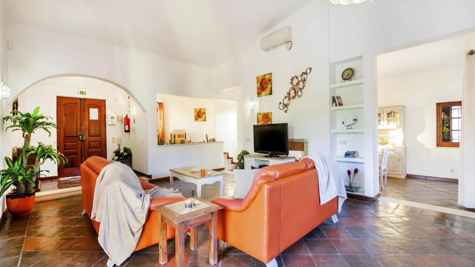Villa Fenced Property Albufeira