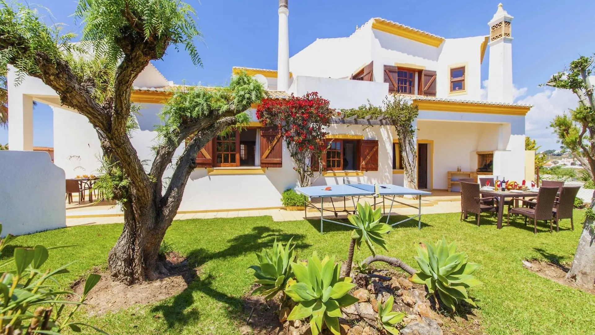Villa Fenced Property Albufeira